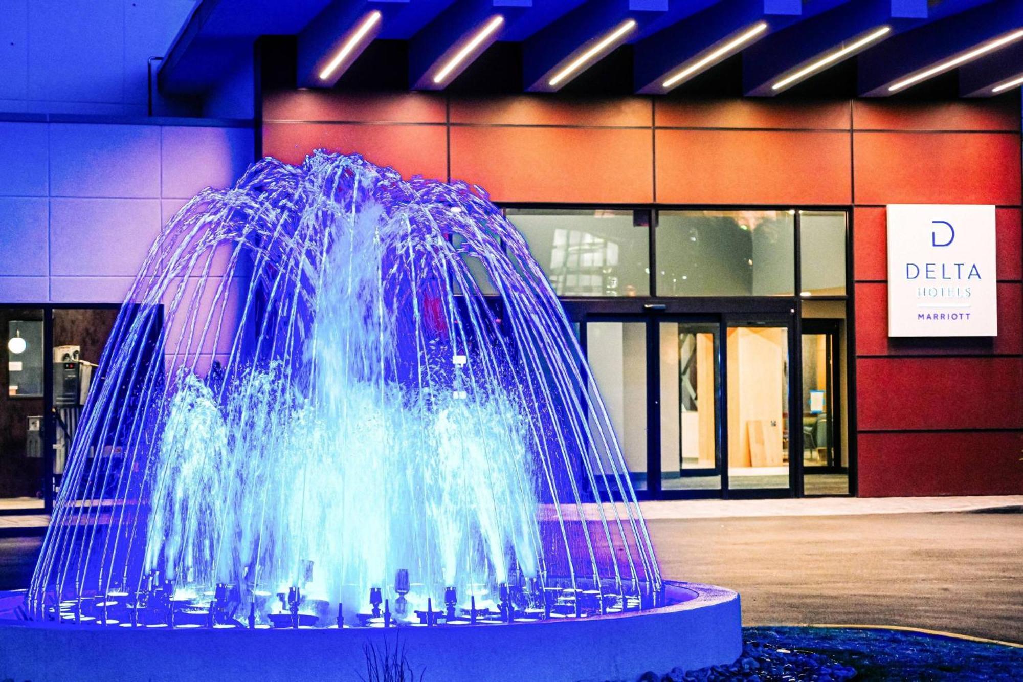Delta Hotels By Marriott Cincinnati Sharonville Ngoại thất bức ảnh